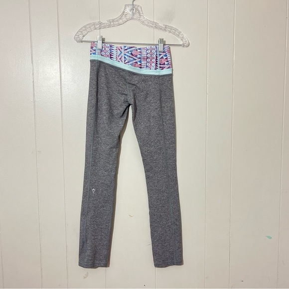 Lululemon Ivivva Girls Bundle Size 10 - Picture 7 of 14